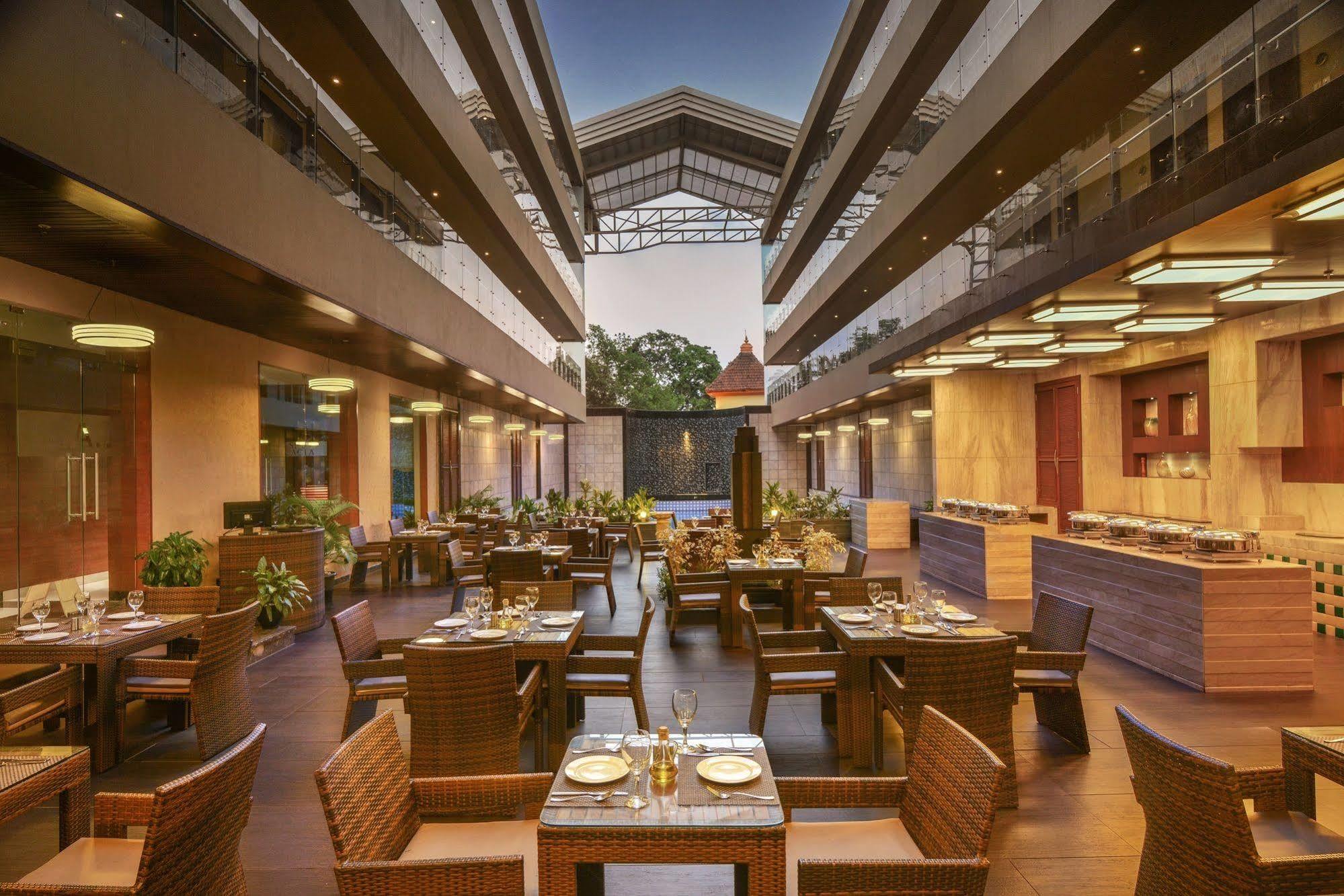 Hotel Acacia Goa Sinquerim Exterior foto
